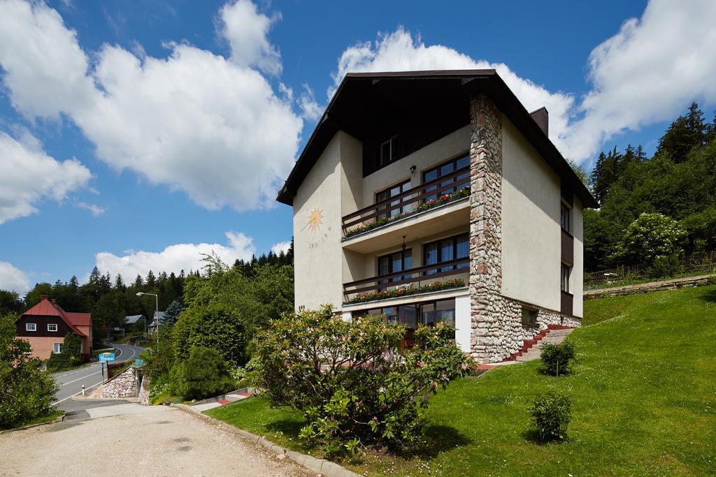 Pension U Slunce Янске-Лазне Екстер'єр фото